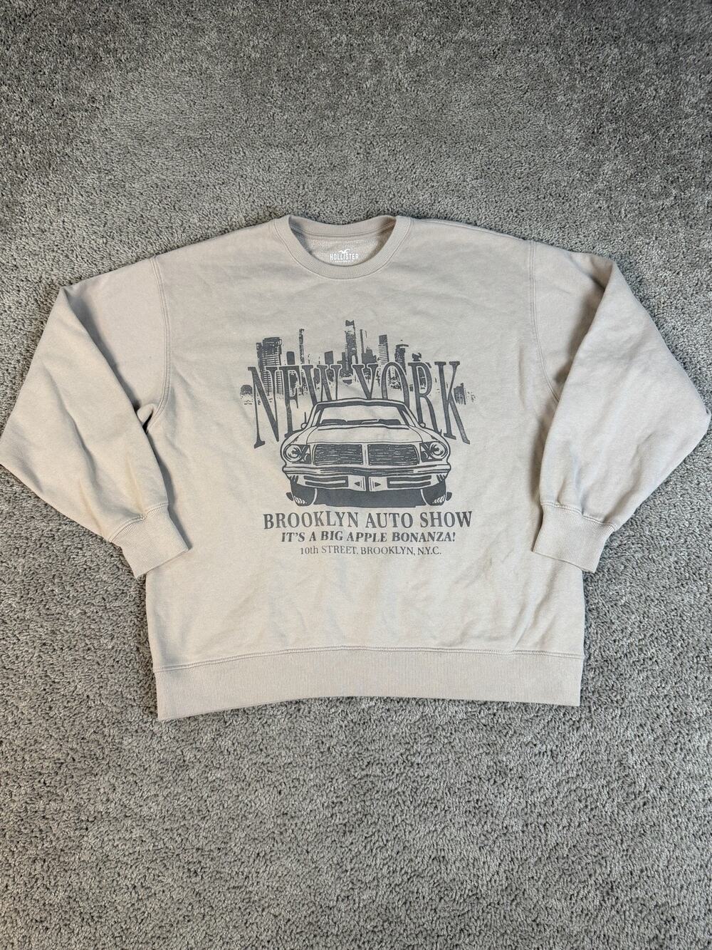 Hollister Sweatshirt Womens S Beige Pullover Fleece Lined Graphic Tagless